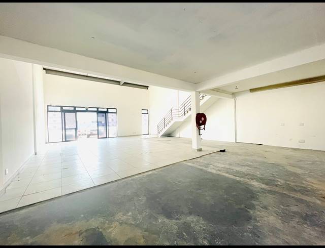 235M² RETAIL FOR SALE IN UMHLANGA RIDGE